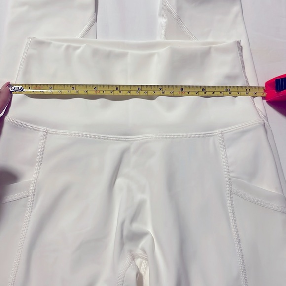 Offline by Aerie bright white leggings - Picture 7 of 10
